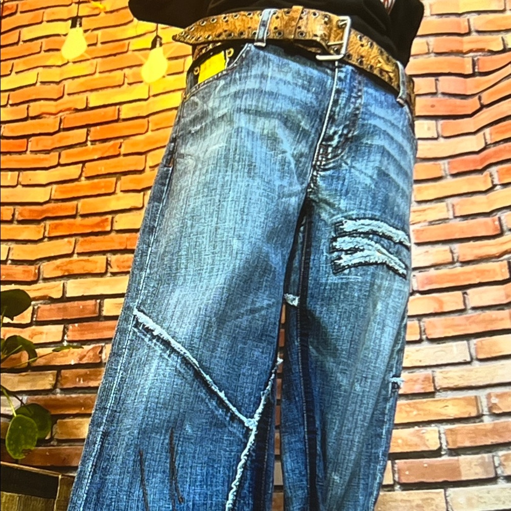 👖 Pepe Jeans — Distressed Painted Denim — Medium Wash — Sz: 30